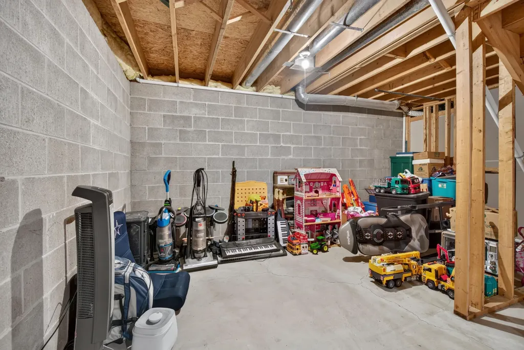 10224 Mizzen Lane Henrietta Township MI 49272