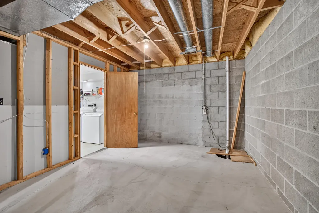 10224 Mizzen Lane Henrietta Township MI 49272