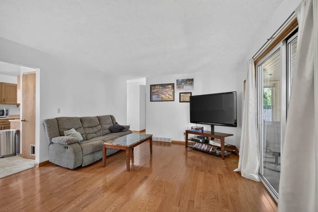 10224 Mizzen Lane Henrietta Township MI 49272