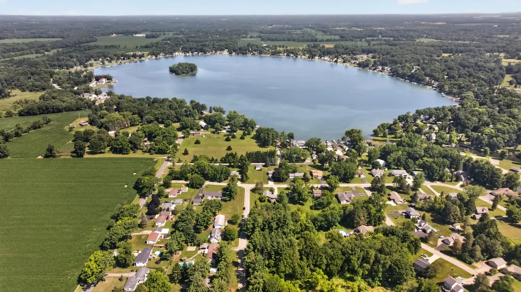 10224 Mizzen Lane Henrietta Township MI 49272