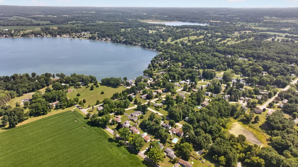 10224 Mizzen Lane Henrietta Township MI 49272