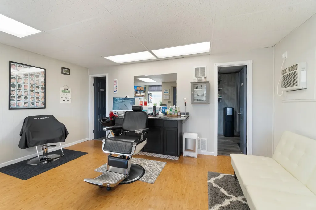 108 Grand Street Leoni Township MI 49254