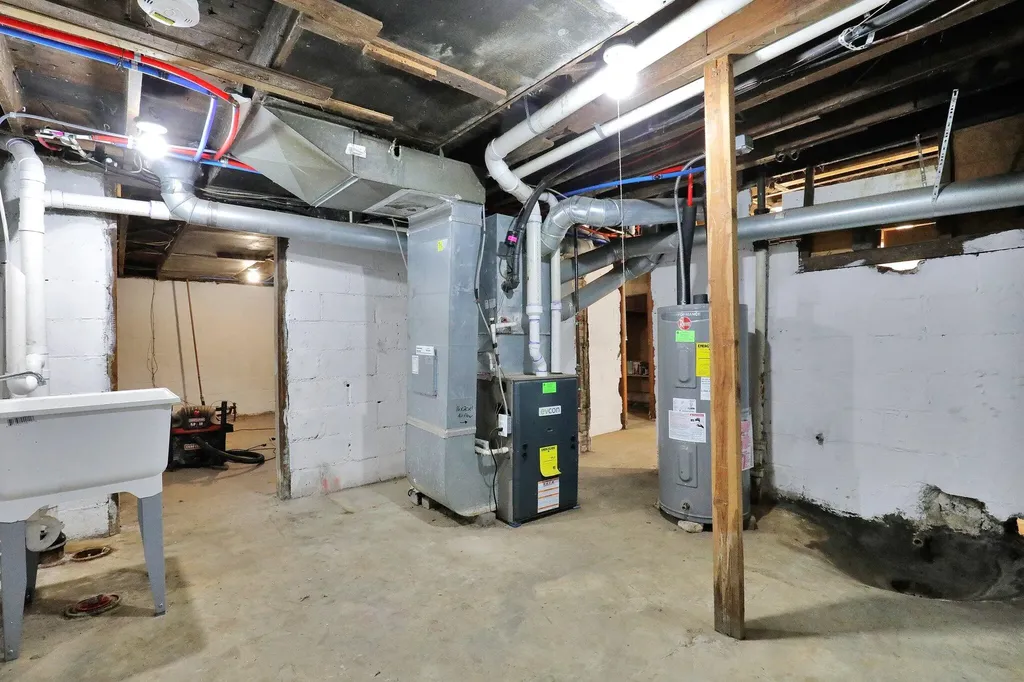 505 W Lenawee Street Lansing City MI 48933