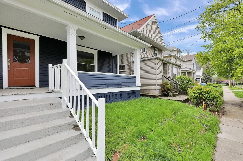 505 W Lenawee Street Lansing City MI 48933