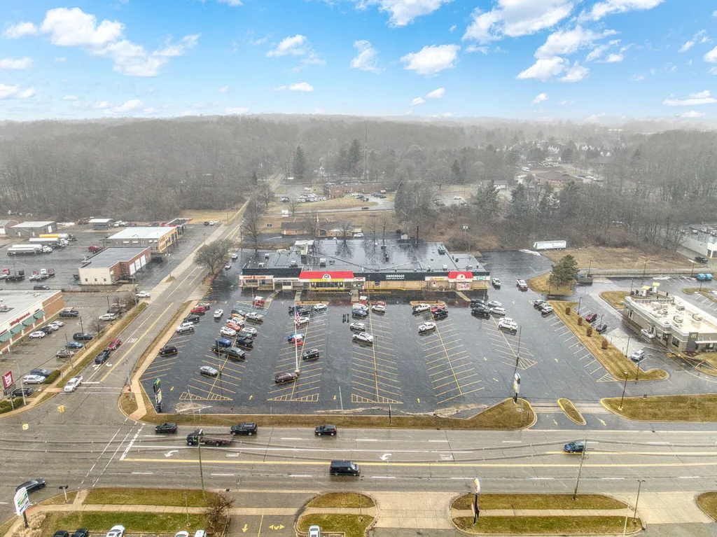 210 W Carleton Road Hillsdale City MI 49242