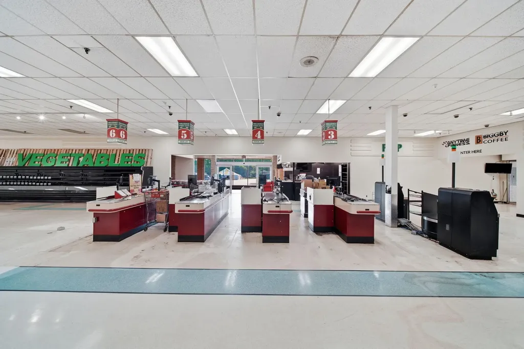 210 W Carleton Road Hillsdale City MI 49242