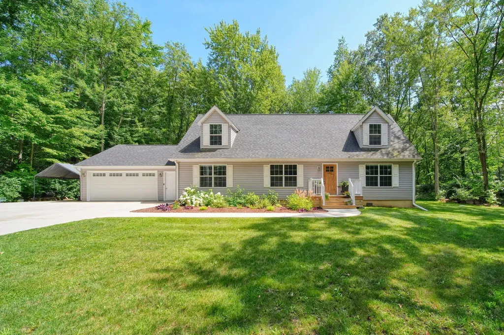 4909 Slayton Road Spring Arbor Township MI 49201