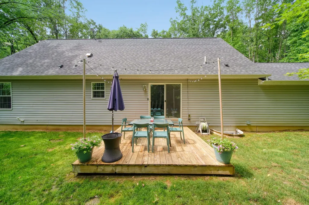 4909 Slayton Road Spring Arbor Township MI 49201