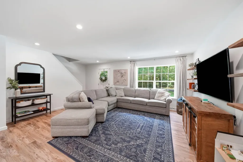 4909 Slayton Road Spring Arbor Township MI 49201