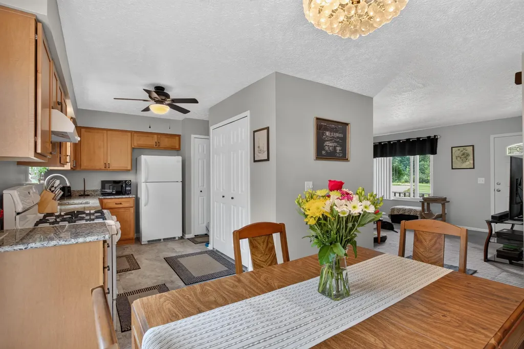 3651 Dexter Trail Stockbridge Township MI 49285