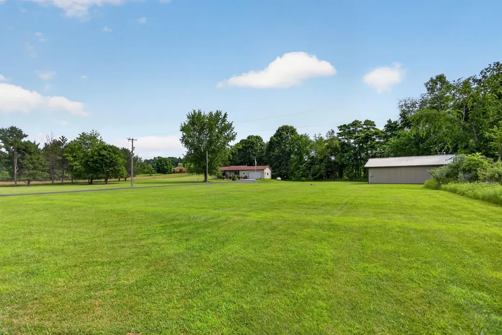 3651 Dexter Trail Stockbridge Township MI 49285