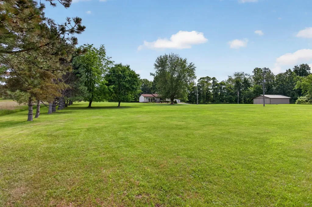 3651 Dexter Trail Stockbridge Township MI 49285