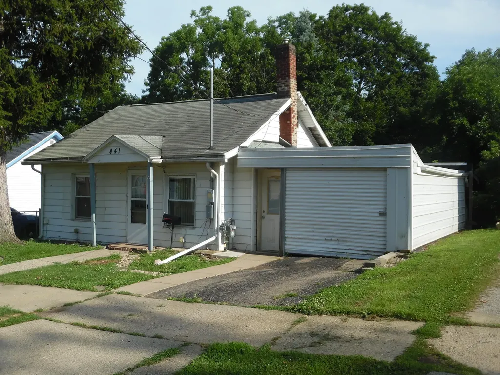 441 Adams Street Jackson City MI 49202
