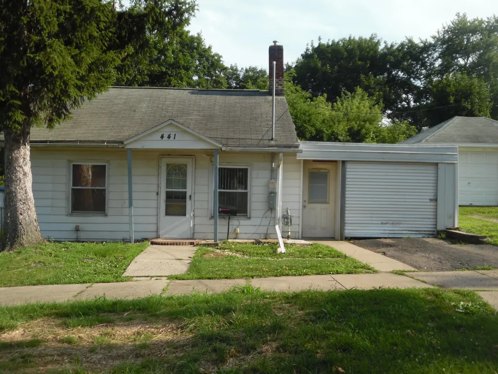 441 Adams Street Jackson City MI 49202
