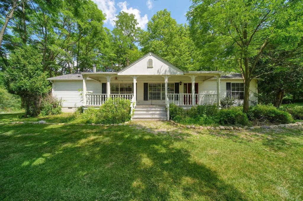 4490 Dey Highway Hudson Township MI 49247