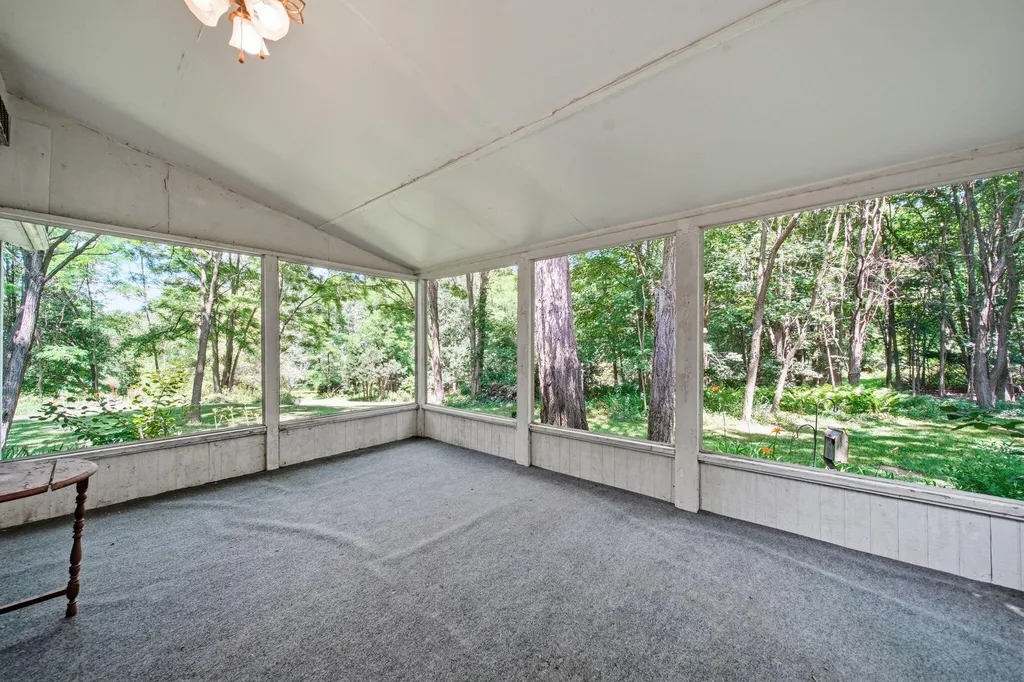 4490 Dey Highway Hudson Township MI 49247