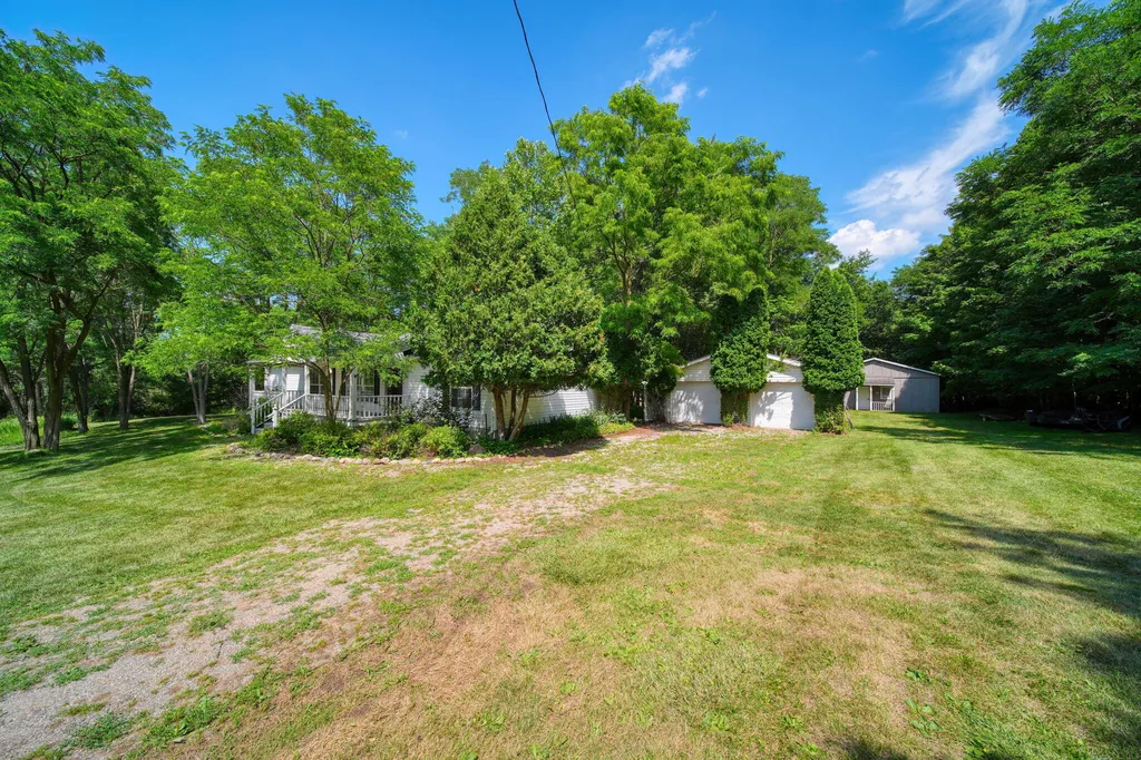 4490 Dey Highway Hudson Township MI 49247