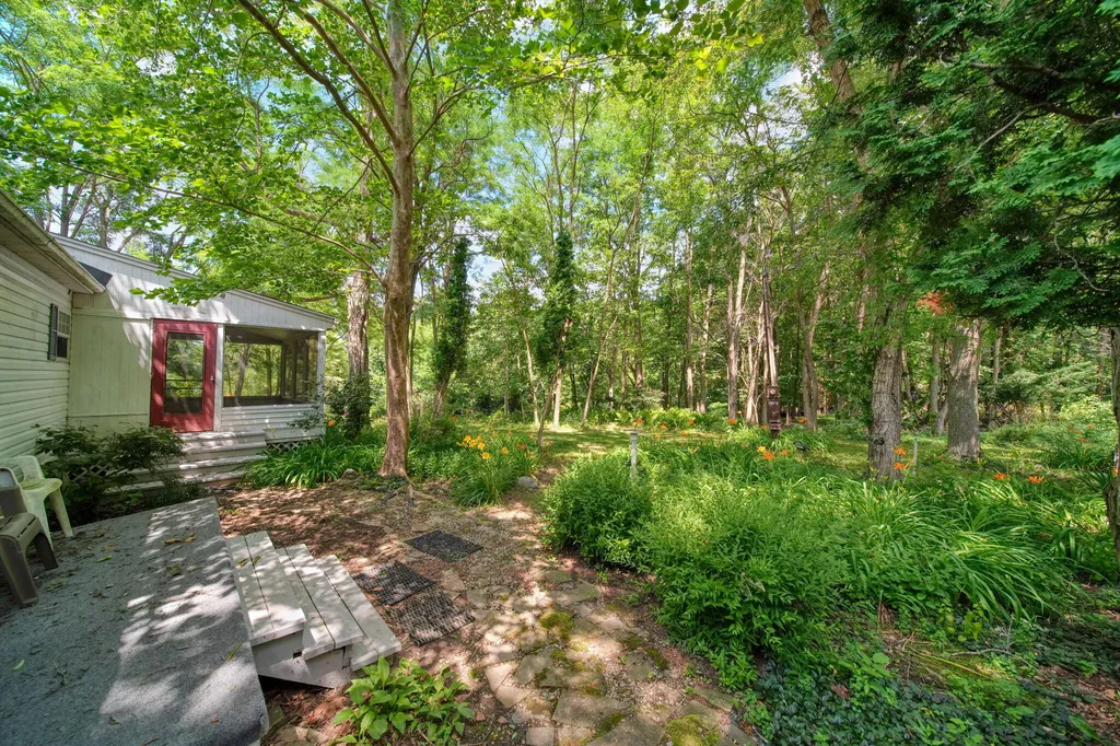 4490 Dey Highway Hudson Township MI 49247