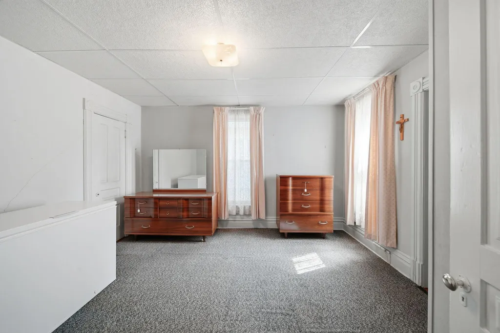 615 2nd Street Jackson City MI 49203