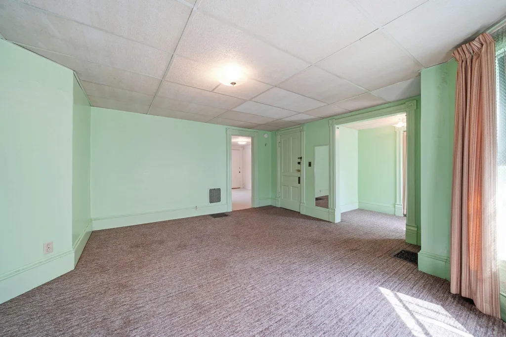 615 2nd Street Jackson City MI 49203