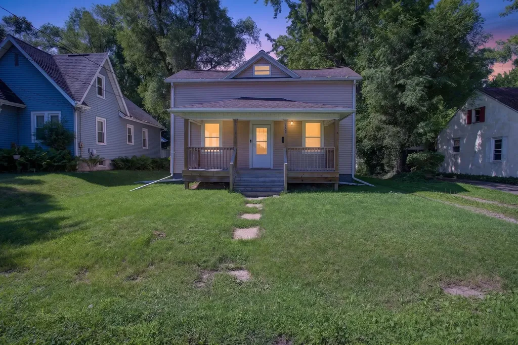 105 Avondale Avenue Summit Township MI 49203