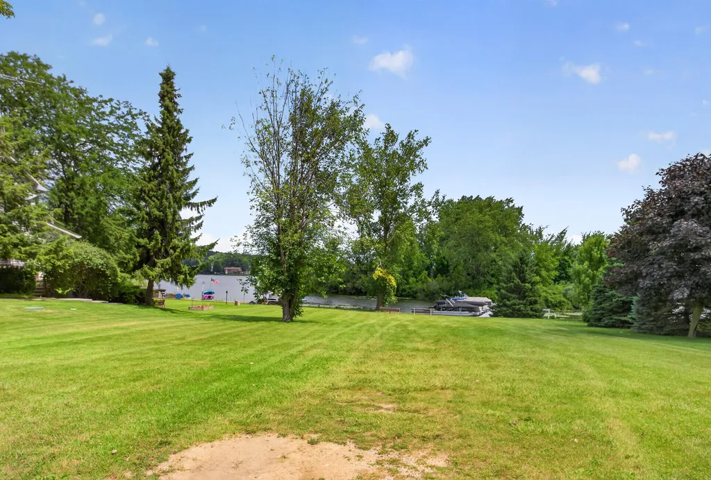7698 Dalton Road Cambridge Township MI 49265
