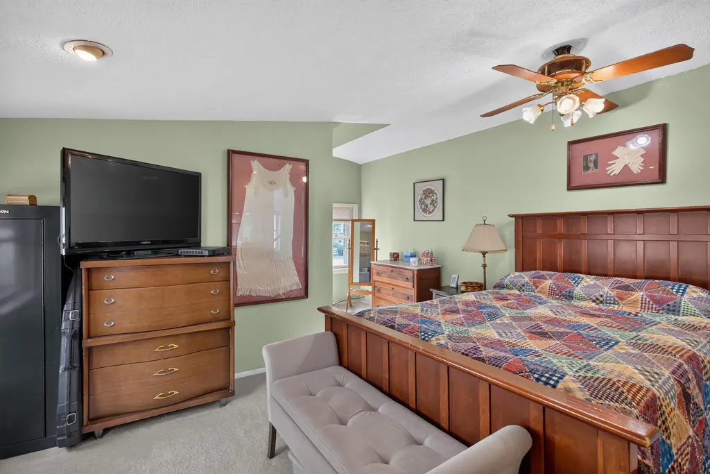 321 Oakwood Avenue Columbia Township MI 49234