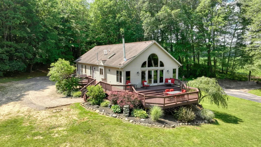 6823 Folks Road Hanover Township MI 49246