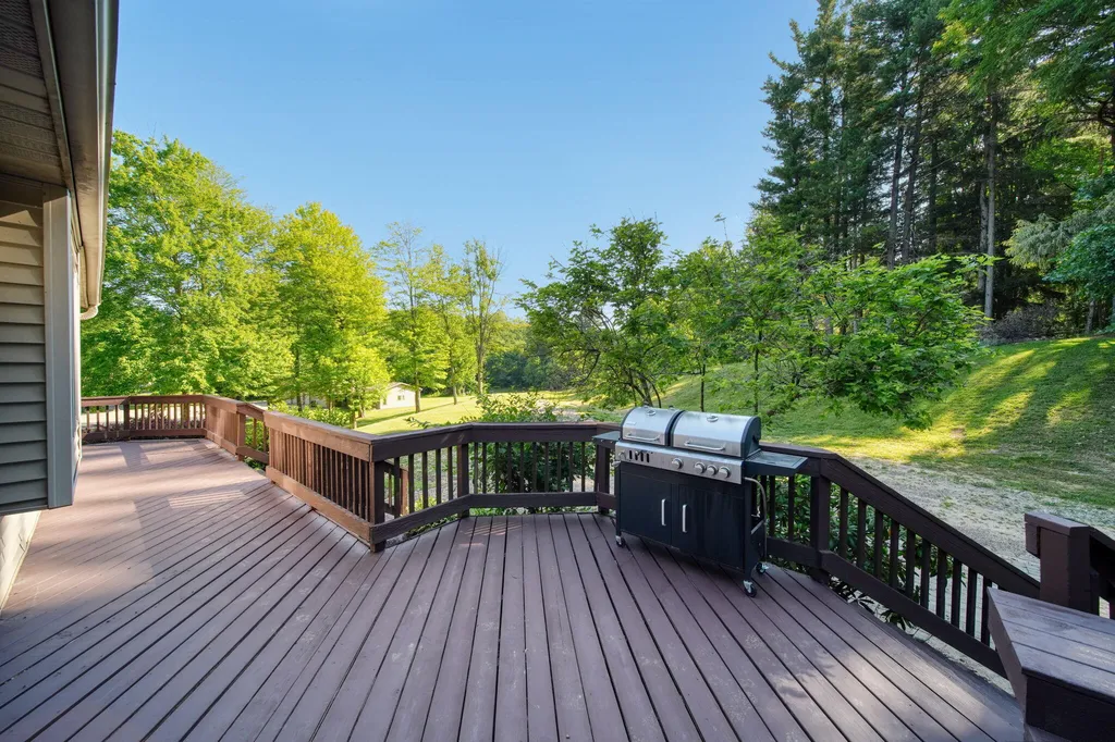 6823 Folks Road Hanover Township MI 49246