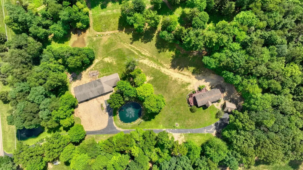 6823 Folks Road Hanover Township MI 49246