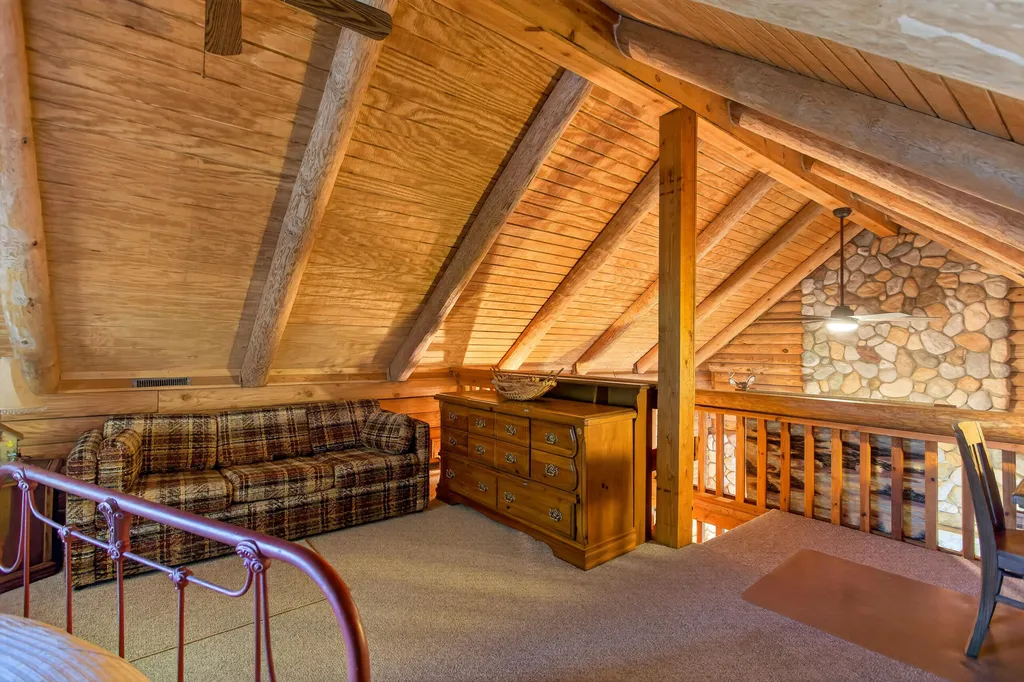 11241 Almon Point Somerset Township MI 49249
