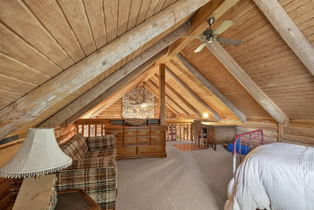 11241 Almon Point Somerset Township MI 49249