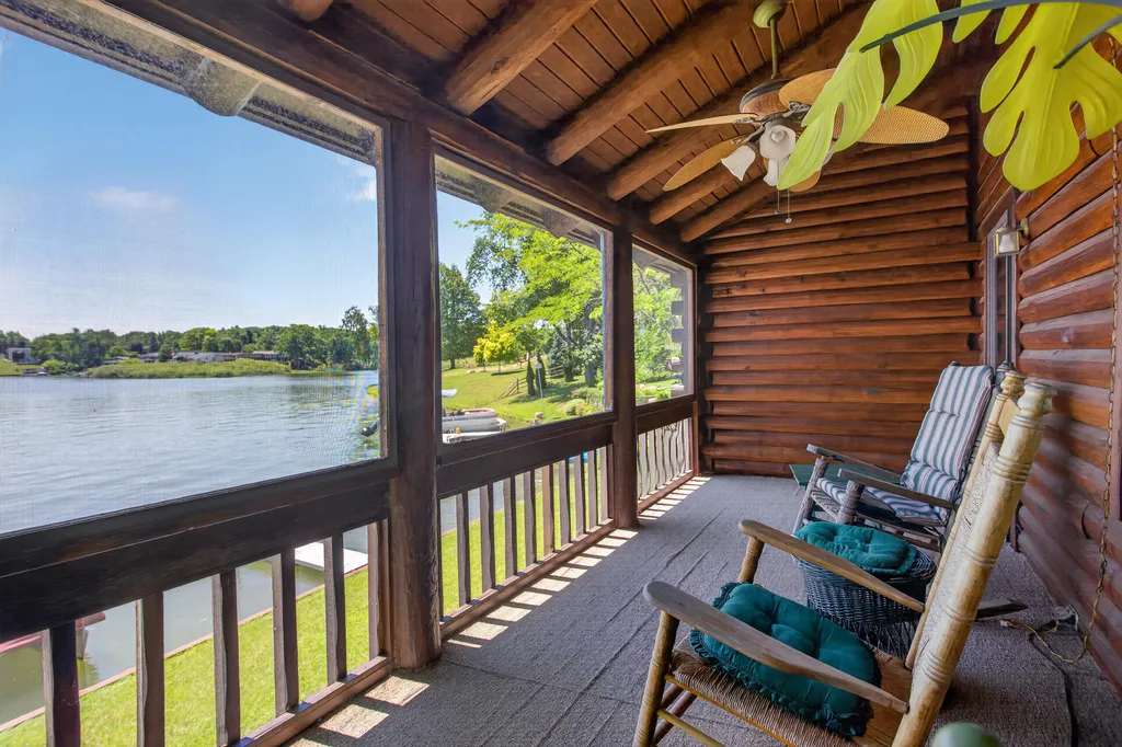 11241 Almon Point Somerset Township MI 49249