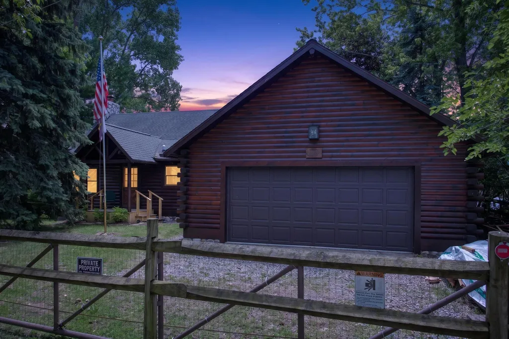 11241 Almon Point Somerset Township MI 49249