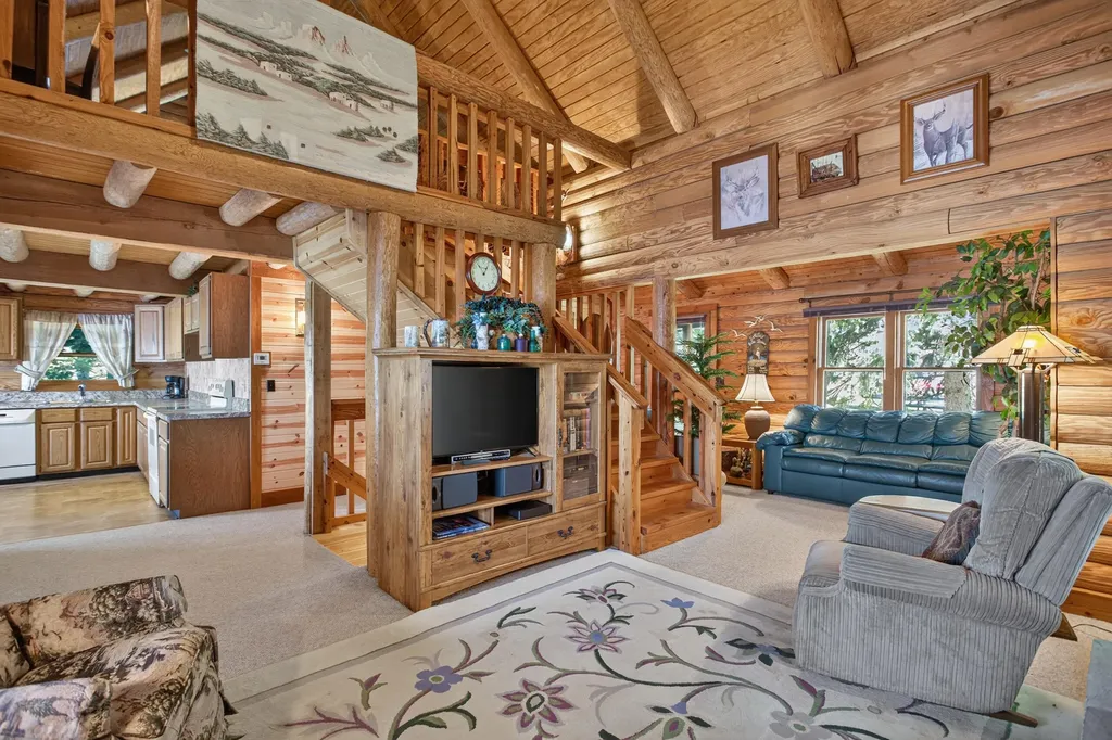 11241 Almon Point Somerset Township MI 49249