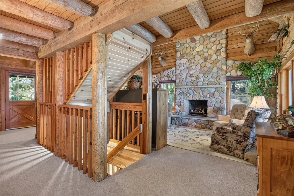 11241 Almon Point Somerset Township MI 49249
