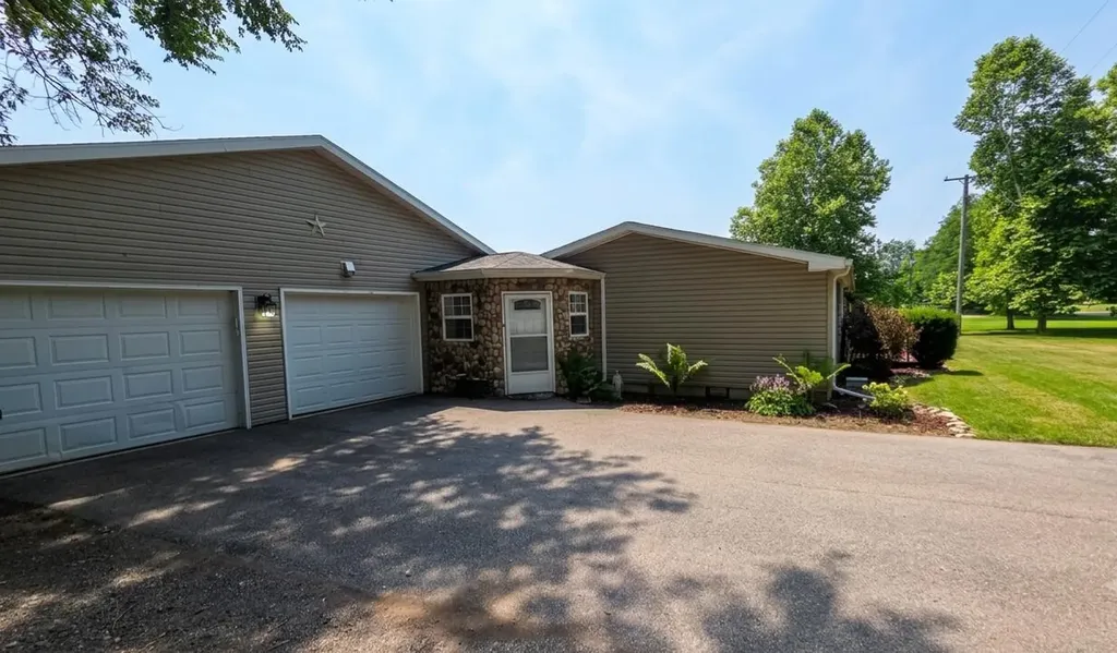 7997 Folks Road Hanover Township MI 49241