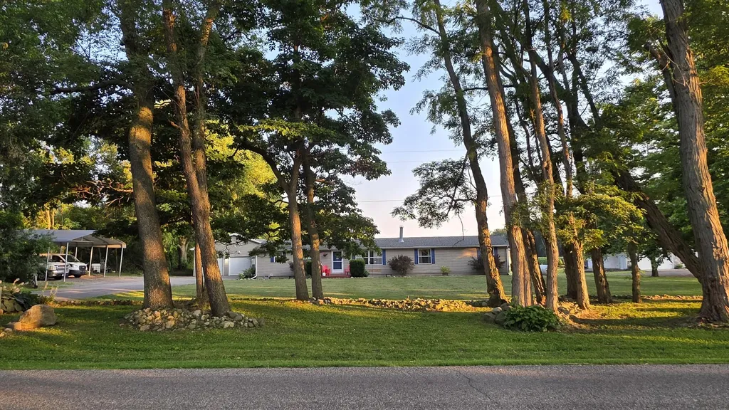 7997 Folks Road Hanover Township MI 49241