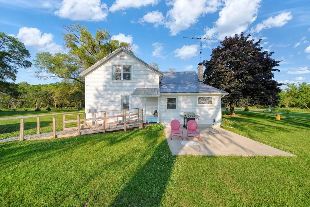 11632 Wheaton Road Woodstock Township MI 49233
