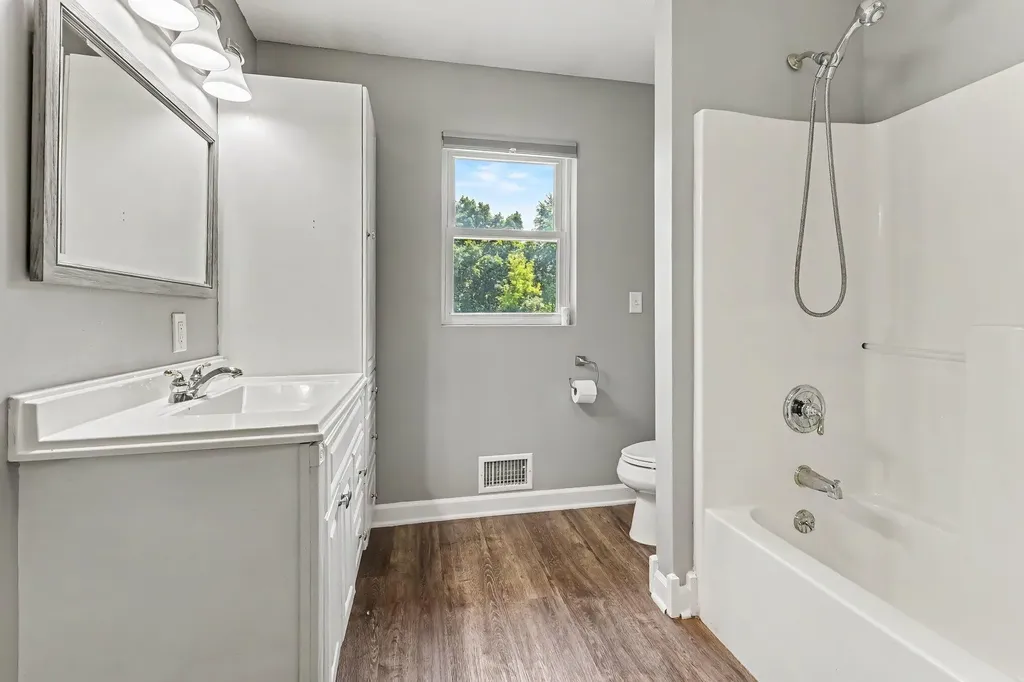 3747 Harshbarger Road Leoni Township MI 49203