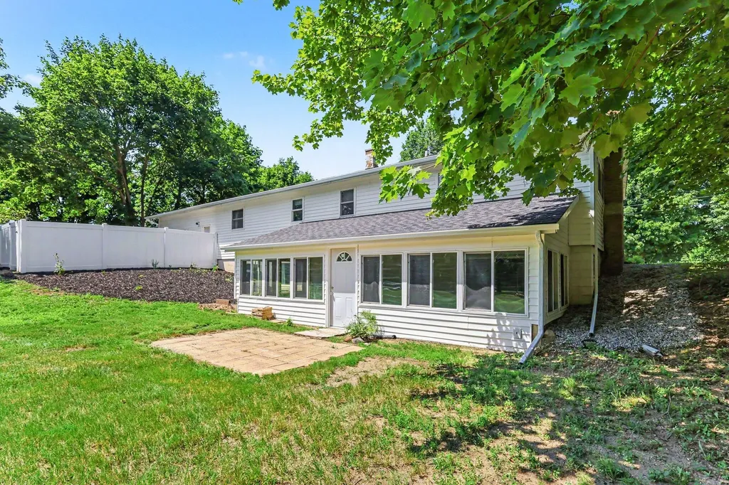 3747 Harshbarger Road Leoni Township MI 49203