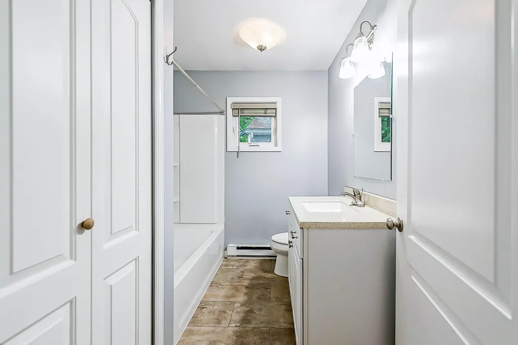 245 Mann Street Putnam Township MI 48169