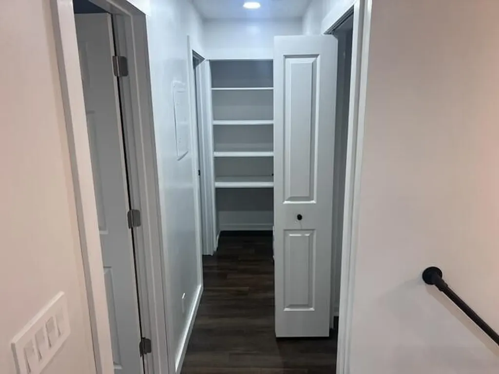 4733 S Pennsylvania Avenue Lansing City MI 48910