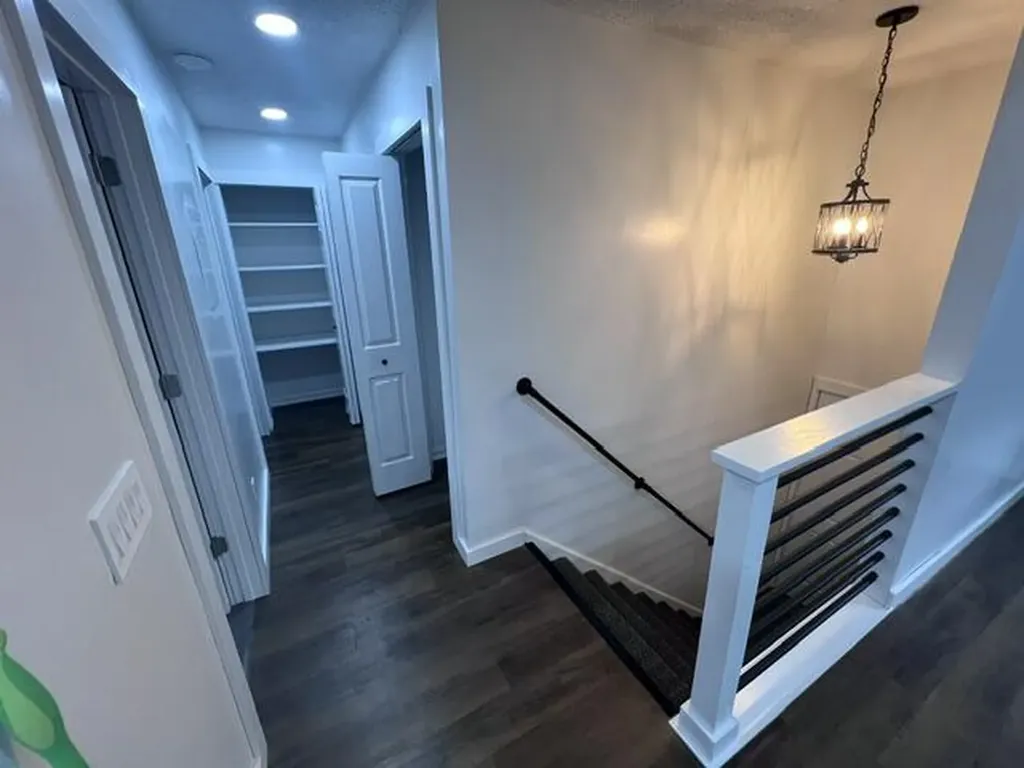 4733 S Pennsylvania Avenue Lansing City MI 48910