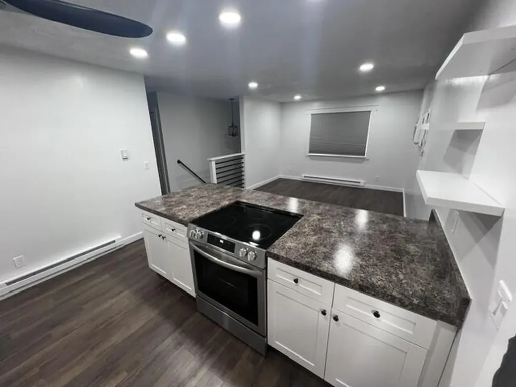 4733 S Pennsylvania Avenue Lansing City MI 48910