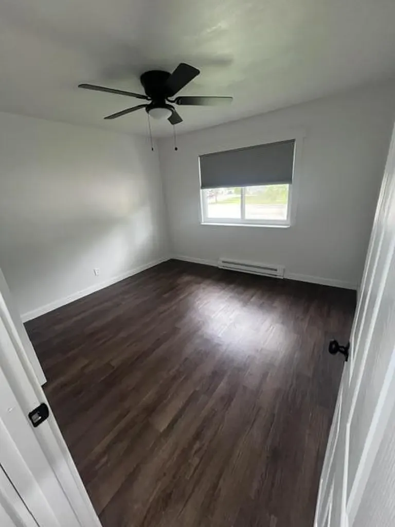 4733 S Pennsylvania Avenue Lansing City MI 48910