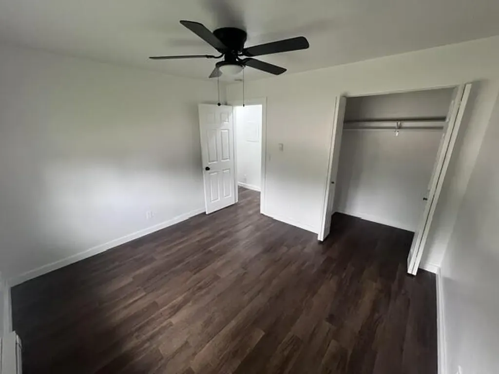 4733 S Pennsylvania Avenue Lansing City MI 48910