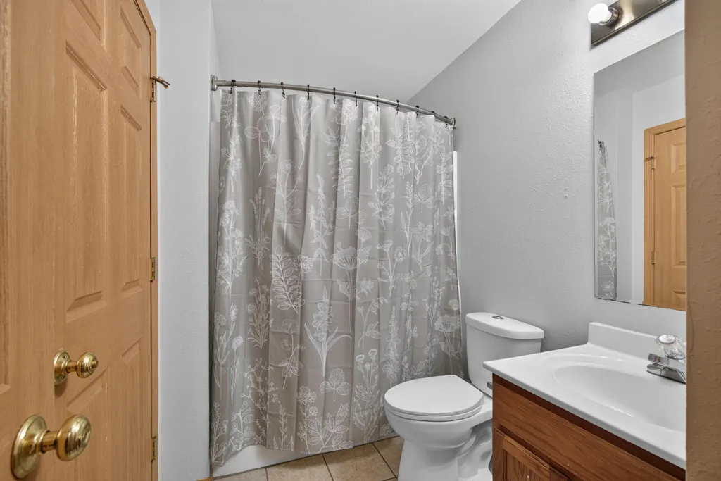 10501 Loughrea Lane Somerset Township MI 49233