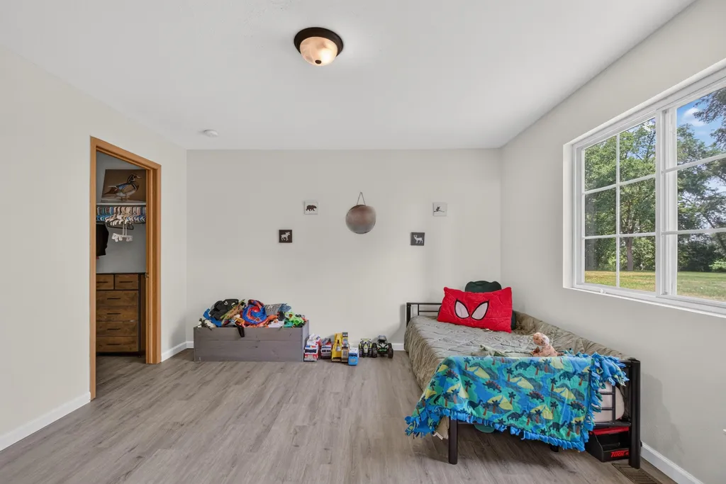 10501 Loughrea Lane Somerset Township MI 49233