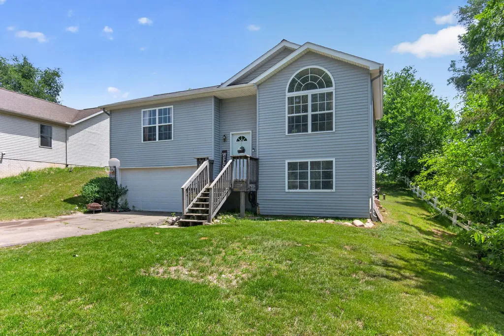 10501 Loughrea Lane Somerset Township MI 49233
